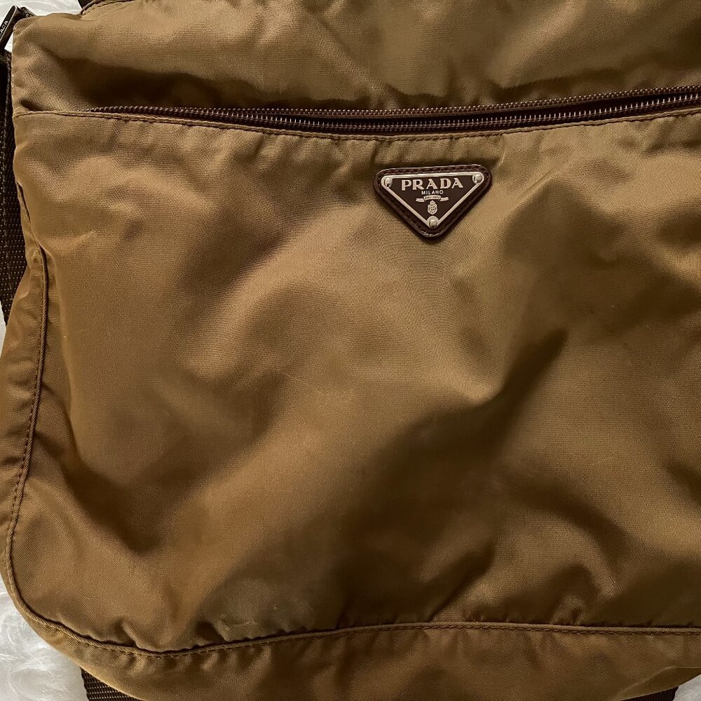 Prada Bag - Picture 4 of 6